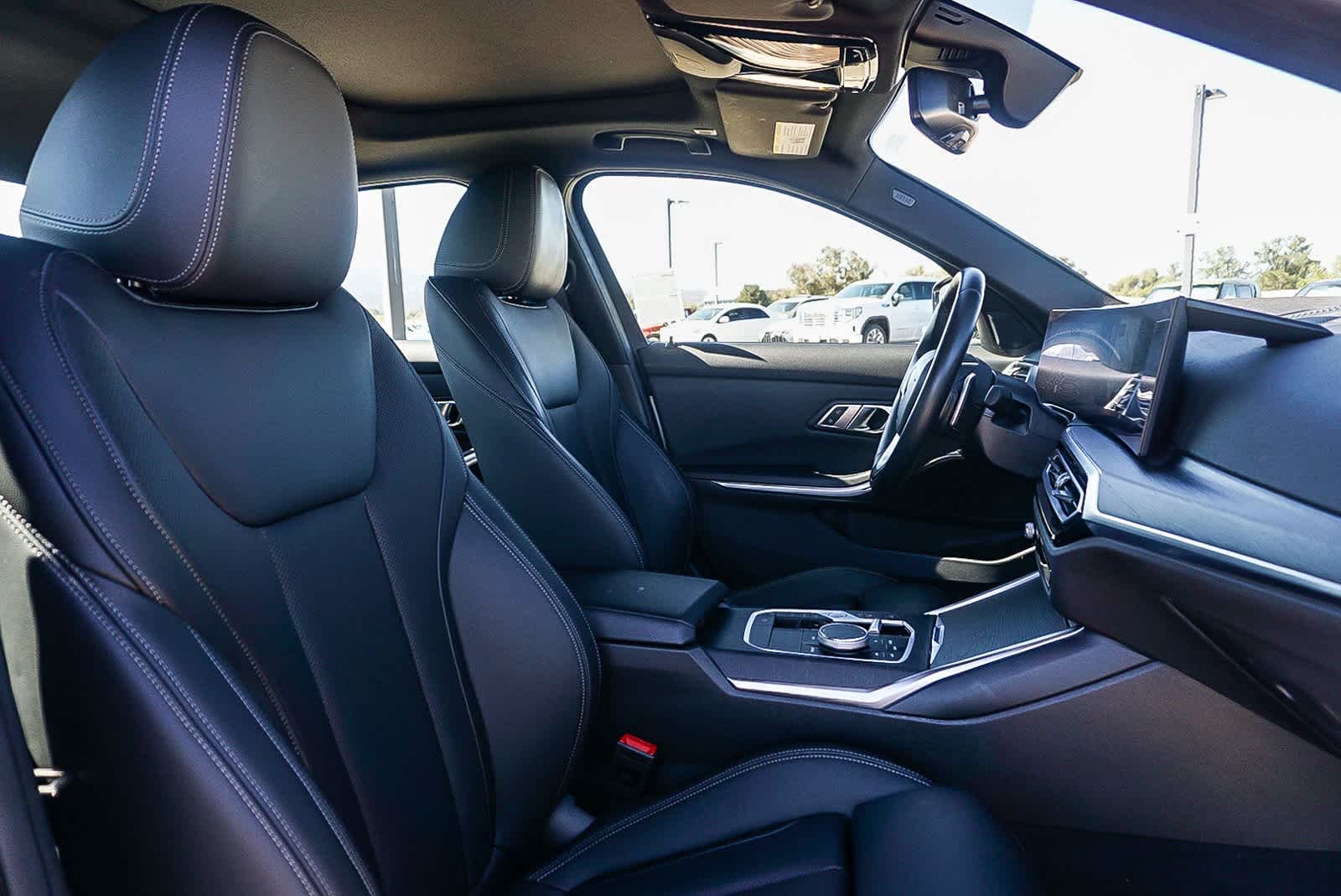 Thumbnail: 2023 BMW 3 Series - 17