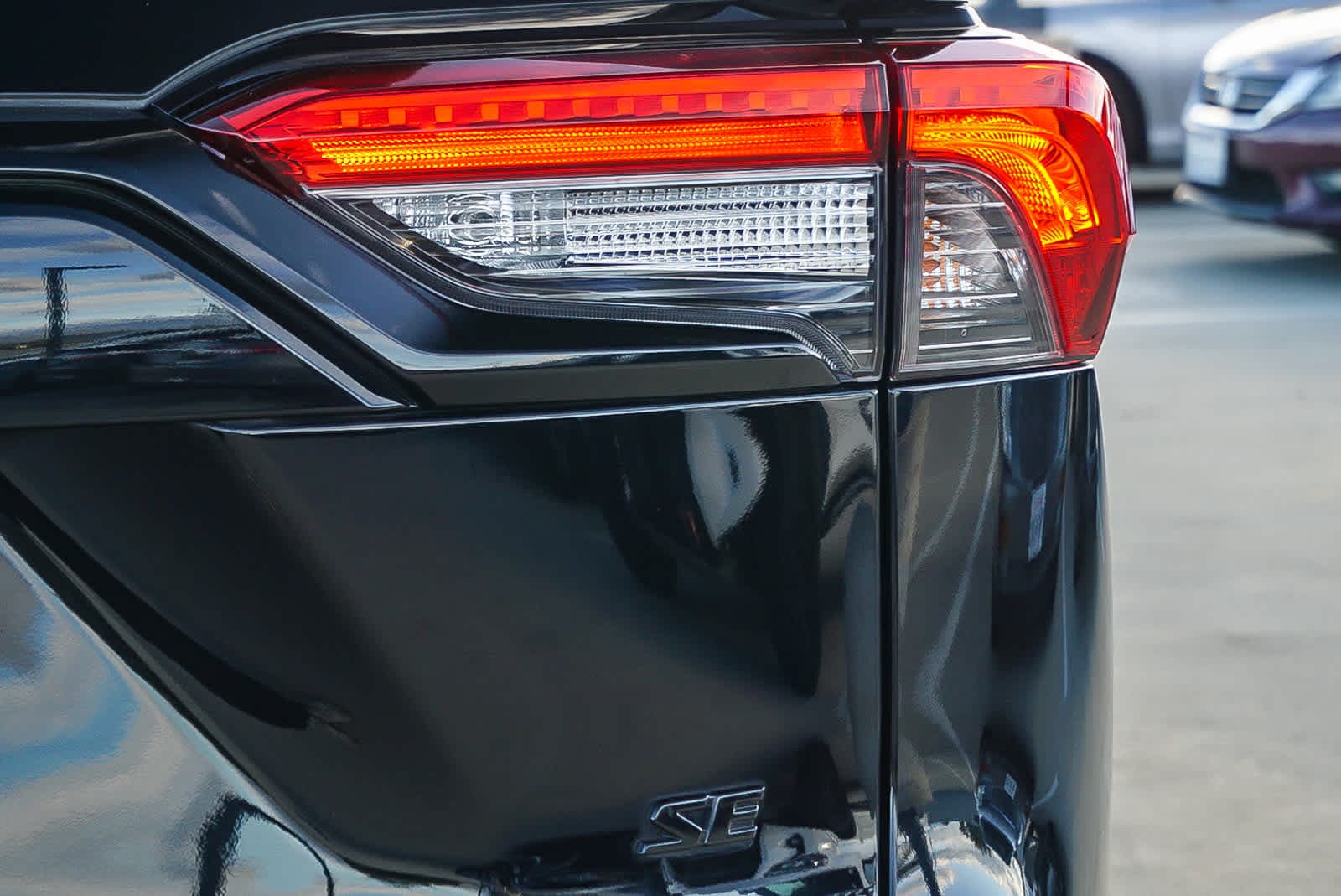 Thumbnail: 2024 Toyota RAV4 - 12