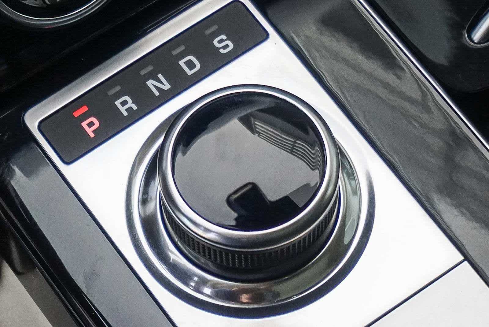 Thumbnail: 2022 Land Rover Range Rover - 21