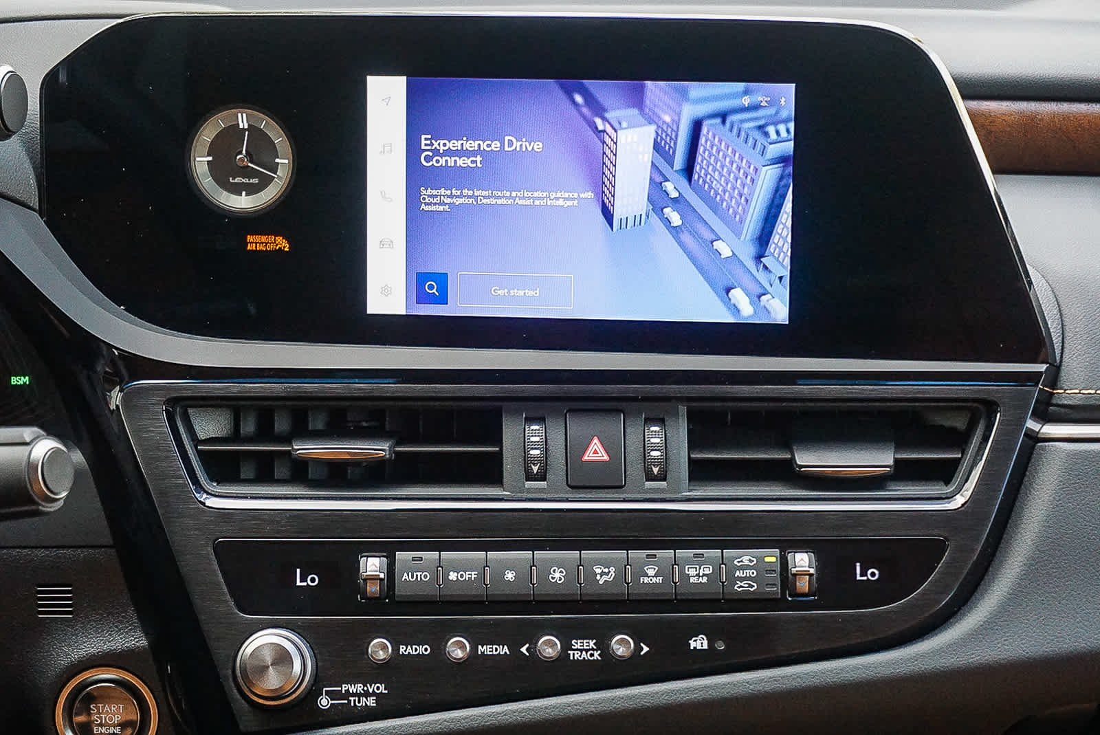 Thumbnail: 2025 Lexus ES - 17