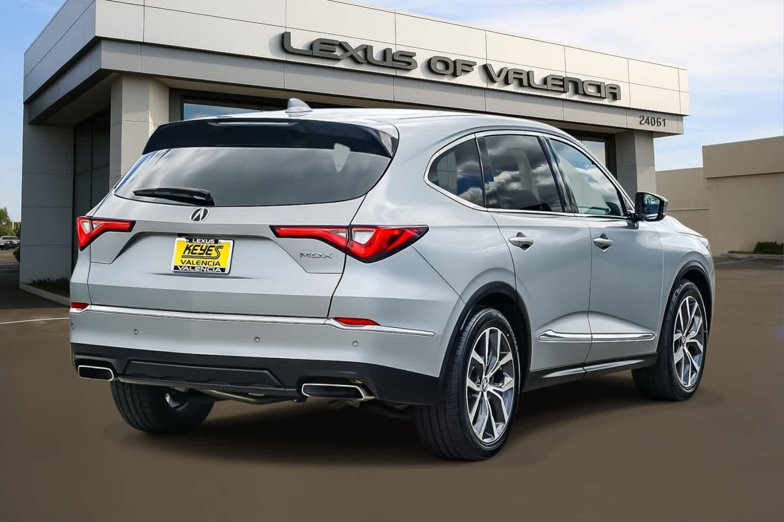 Thumbnail: 2023 Acura MDX - 4