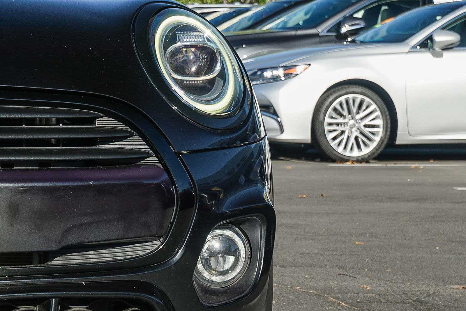Thumbnail: 2021 MINI Cooper Hardtop - 7