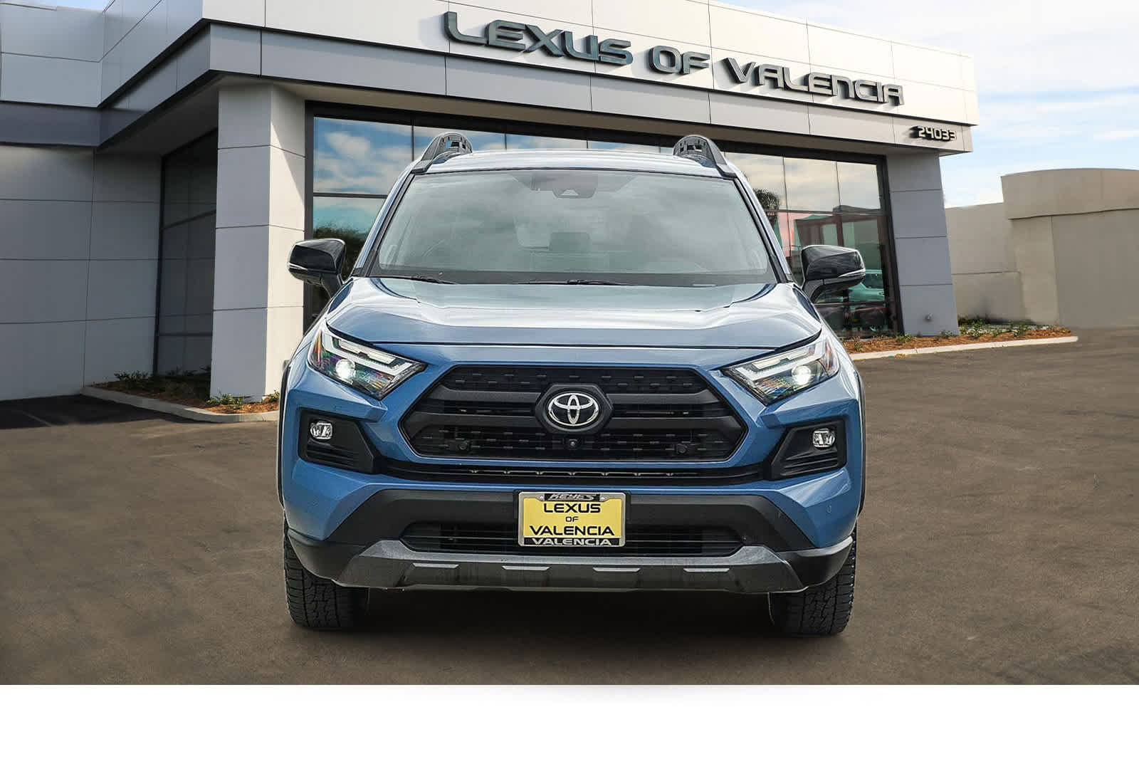 Thumbnail: 2022 Toyota RAV4 - 4