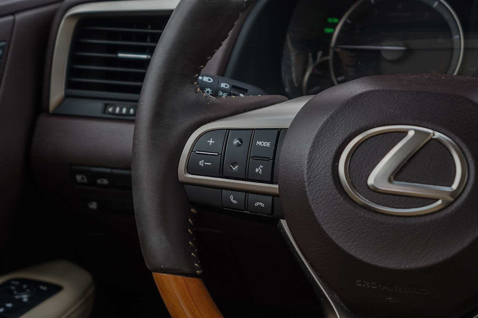 Thumbnail: 2017 Lexus RX - 16