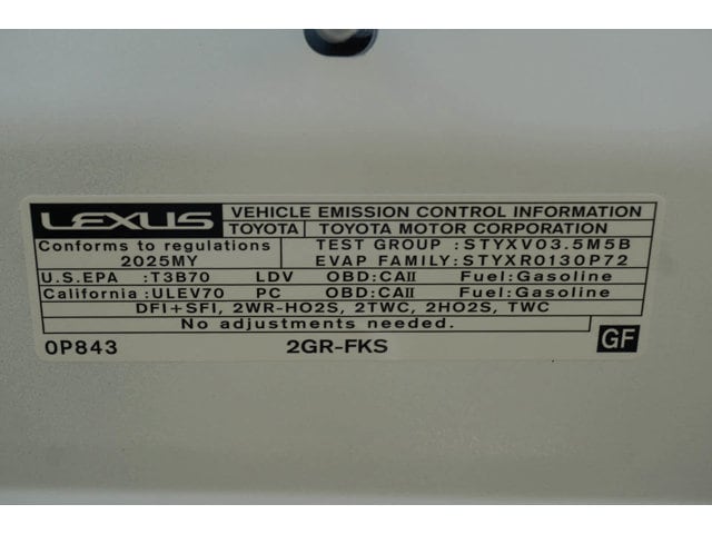 Thumbnail: 2025 Lexus ES - 16