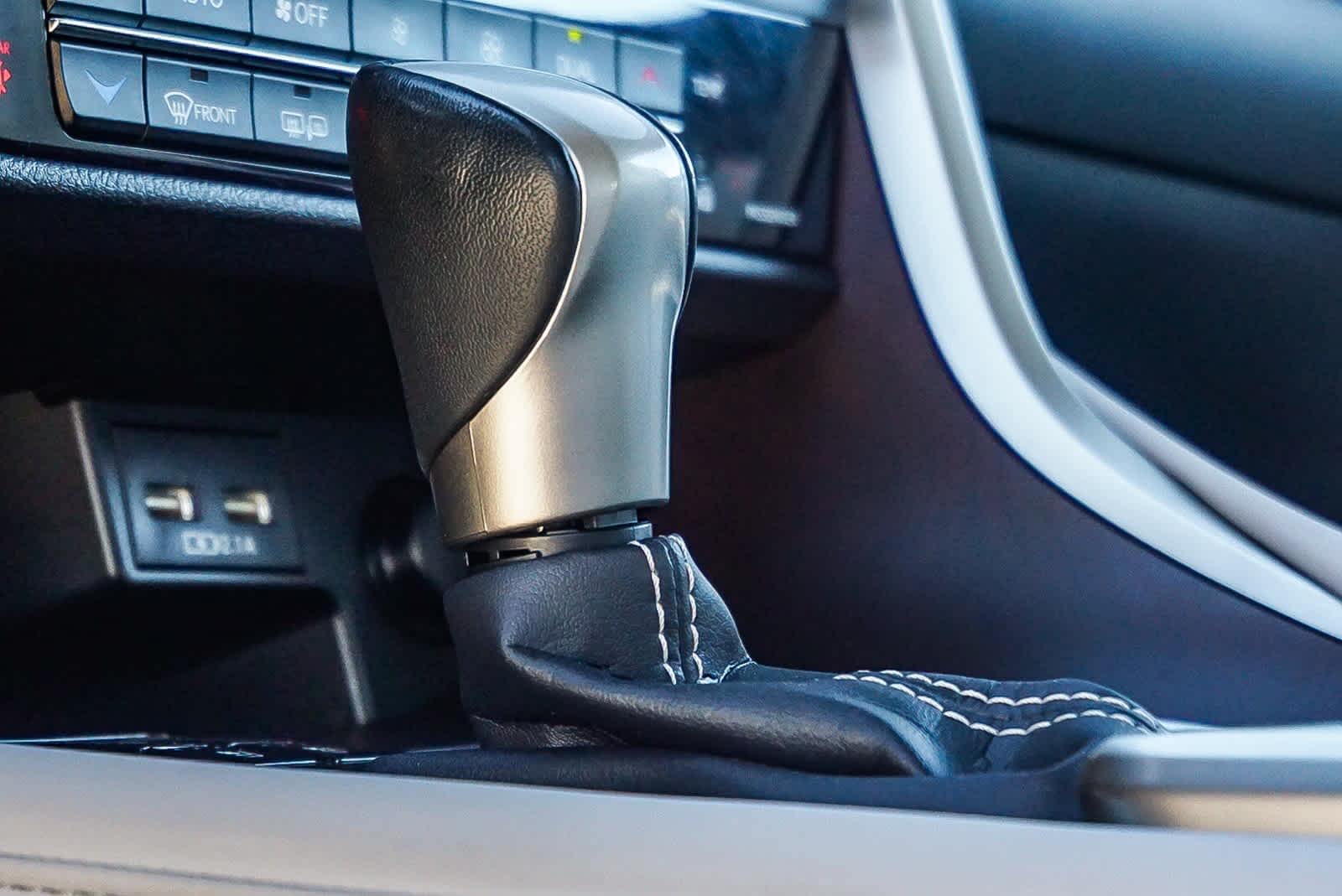 Thumbnail: 2022 Lexus RX - 21