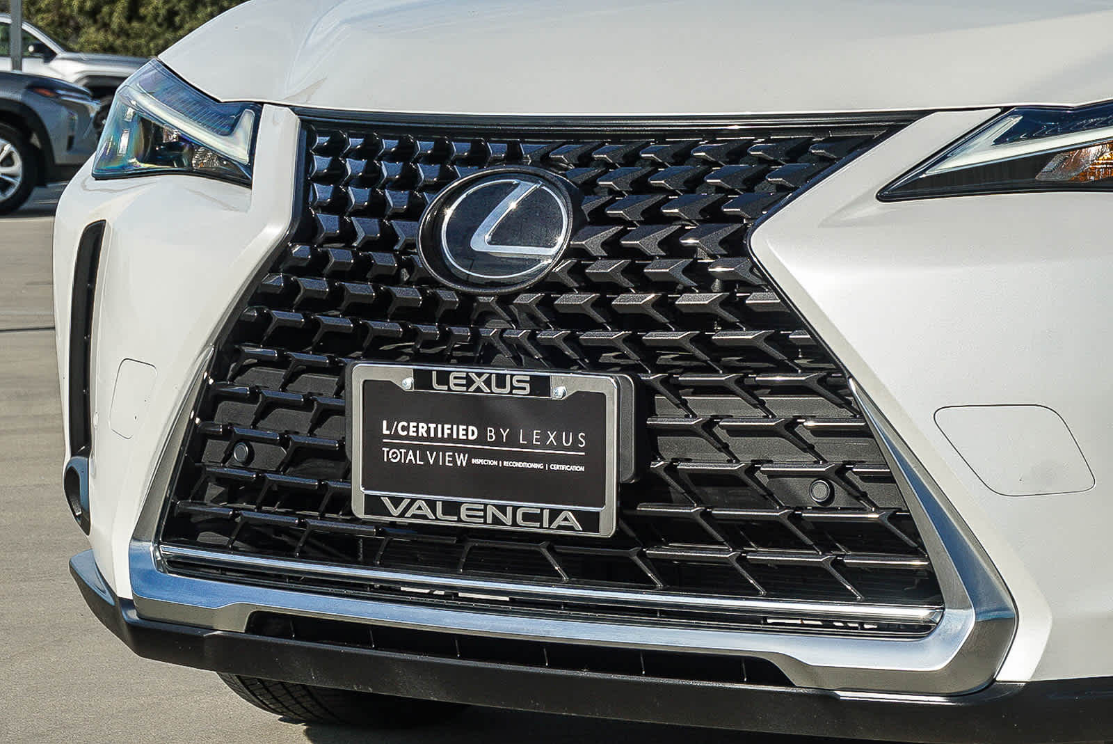 Thumbnail: 2024 Lexus UX - 8