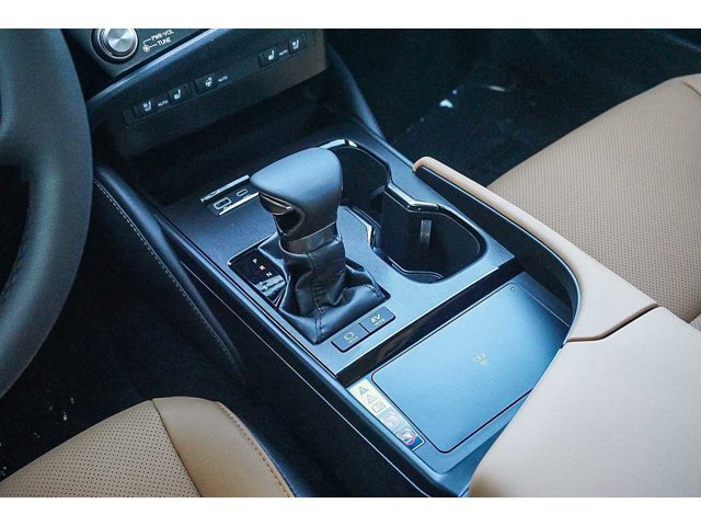 Thumbnail: 2025 Lexus ES - 24