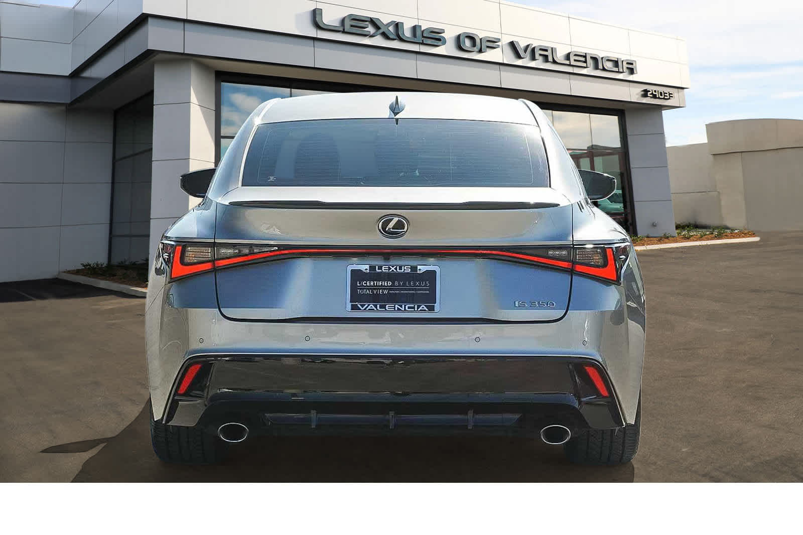 2023 Lexus IS F SPORT photo 2