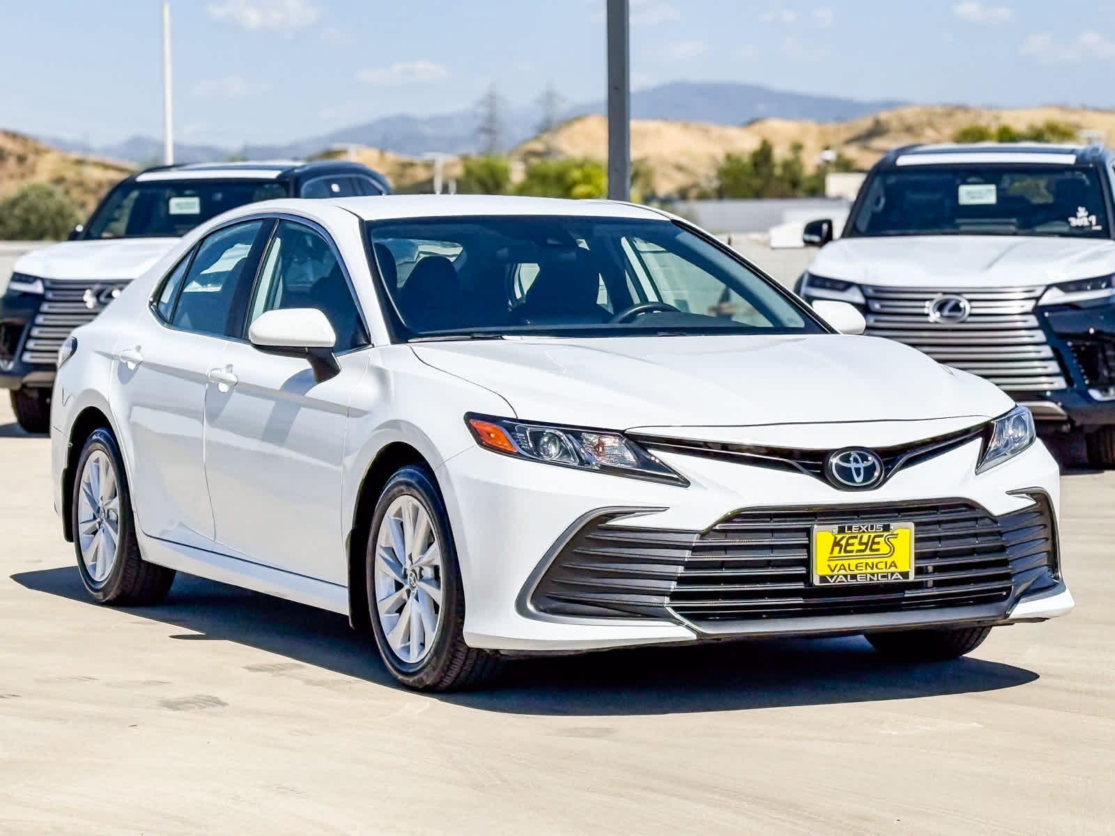 2024 Toyota Camry LE photo 4