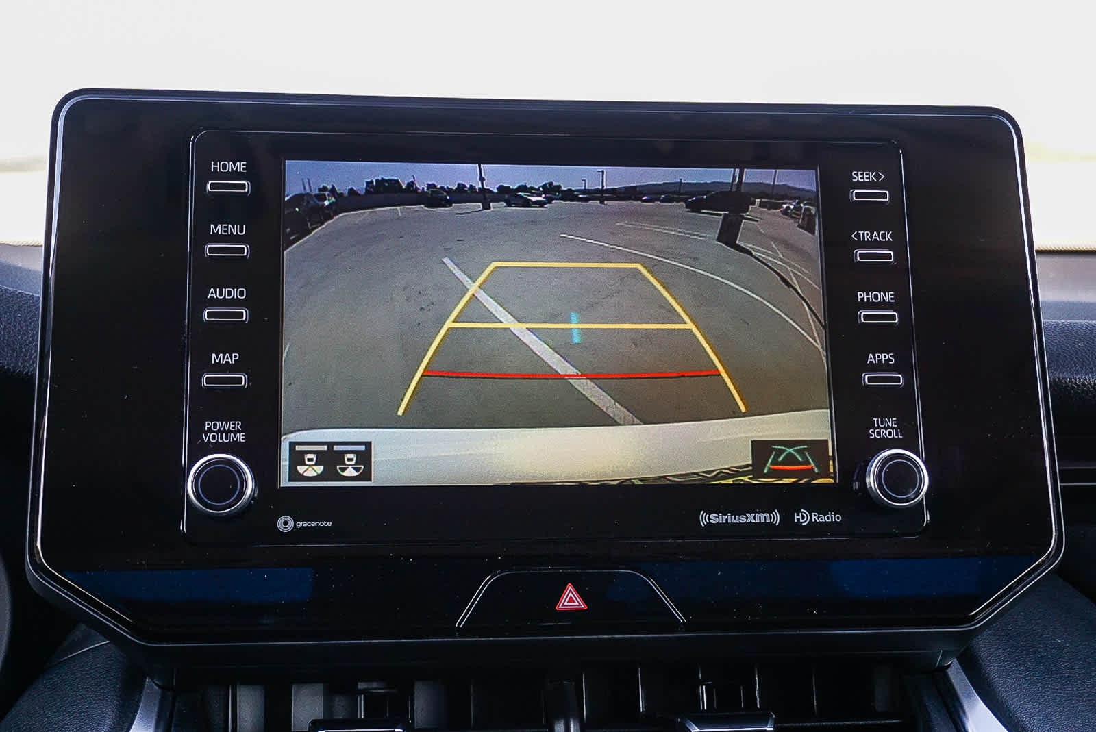 Thumbnail: 2021 Toyota Venza - 29