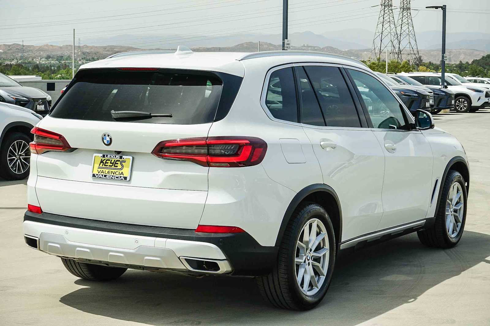 Thumbnail: 2021 BMW X5 - 3