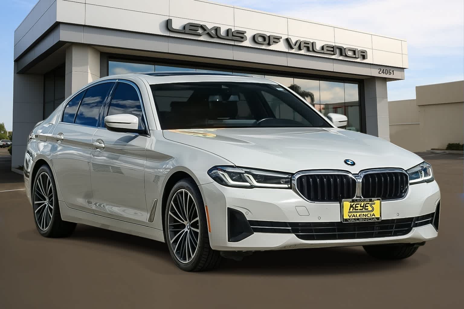 Thumbnail: 2021 BMW 5 Series - 3