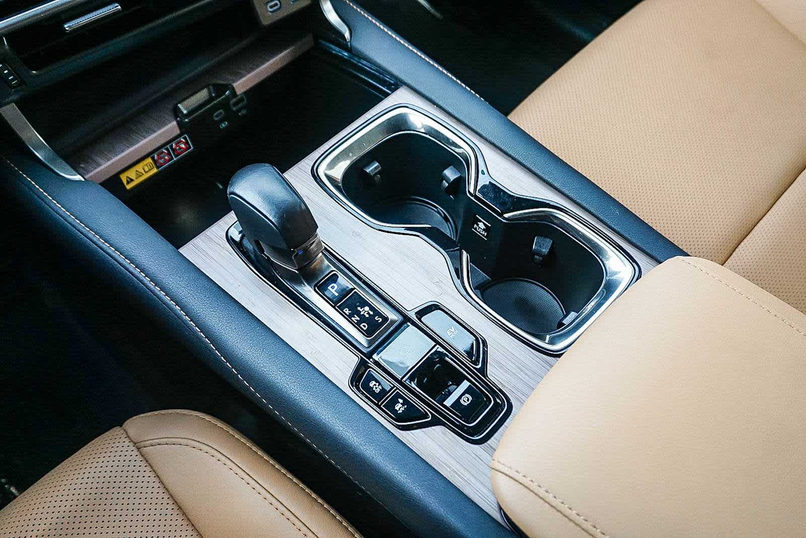 Thumbnail: 2025 Lexus RX - 29