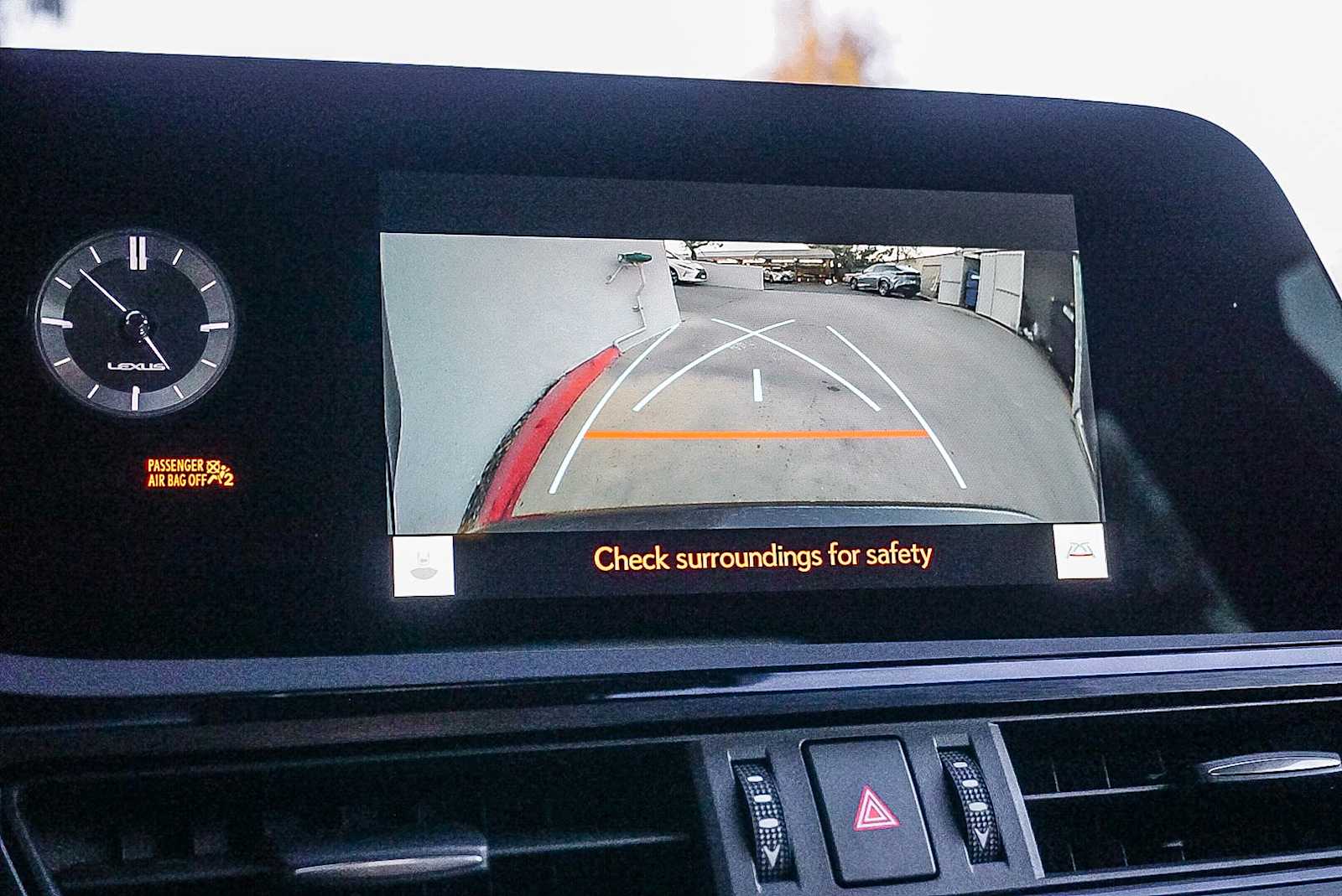 Thumbnail: 2025 Lexus ES - 32