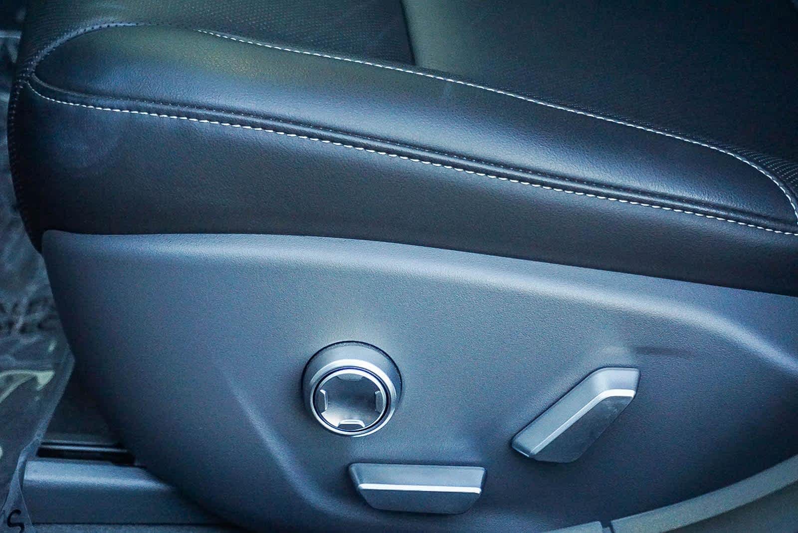 Thumbnail: 2025 Lucid Air - 19