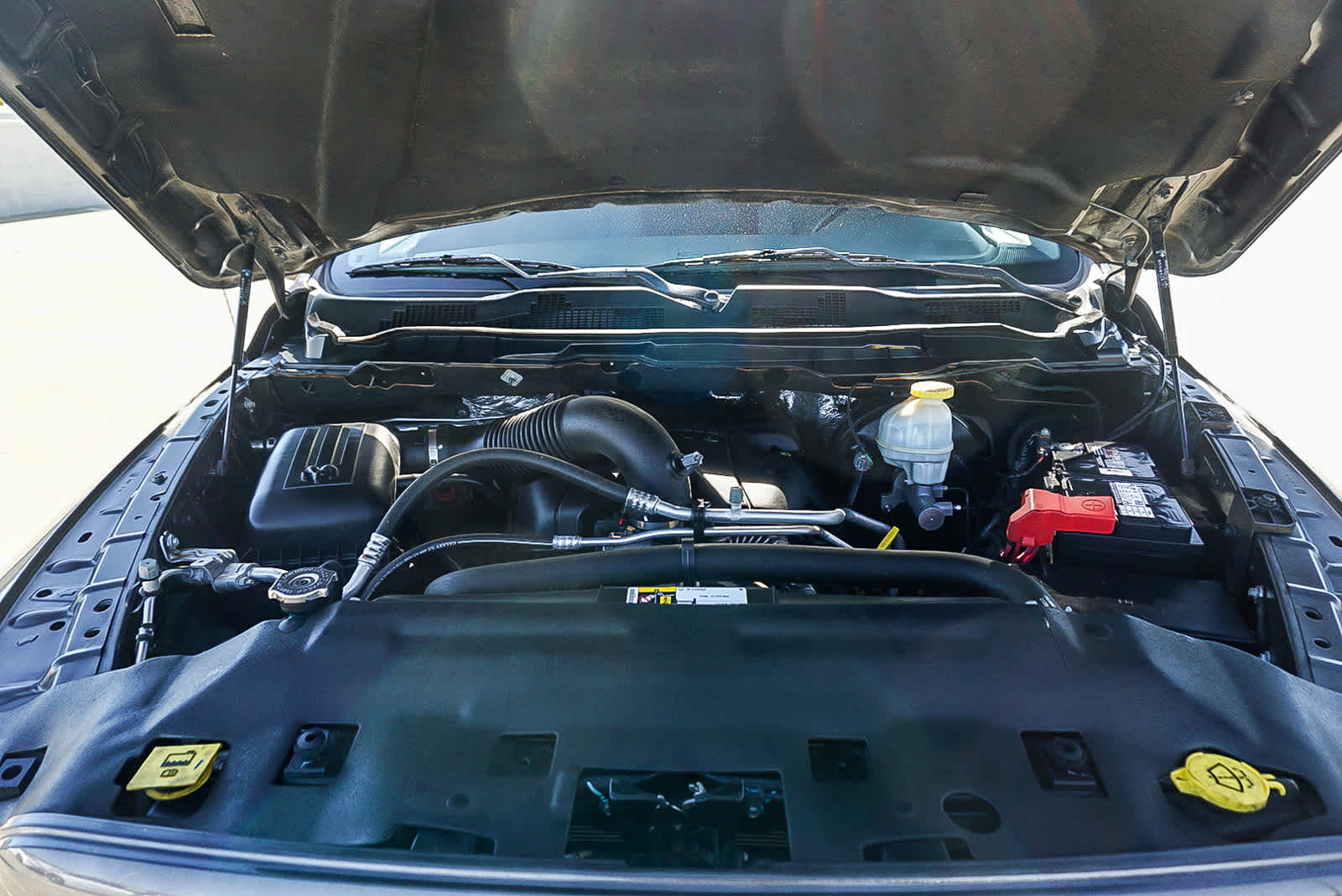 Thumbnail: 2019 RAM 1500 Classic - 27