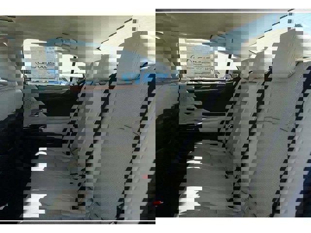 Thumbnail: 2025 Lexus ES - 19