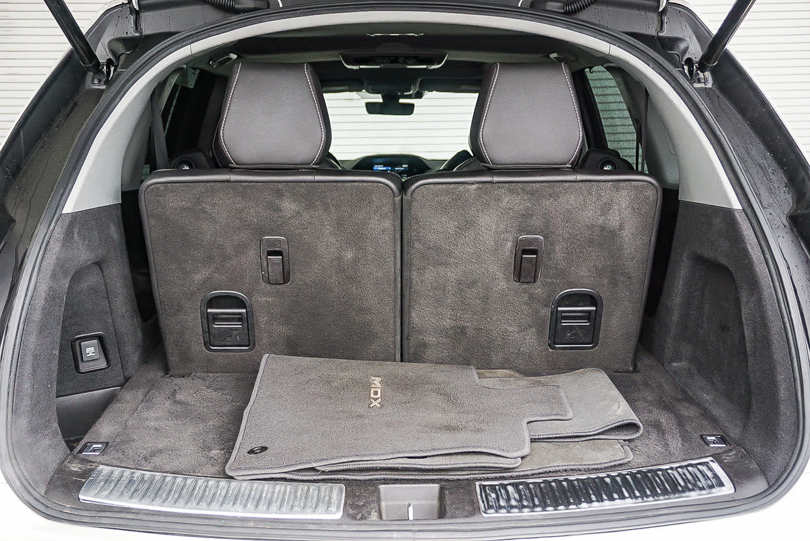 Thumbnail: 2019 Acura MDX - 24