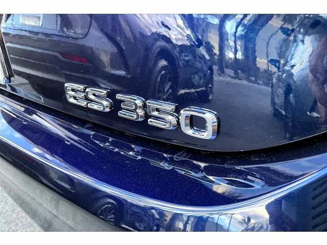 Thumbnail: 2025 Lexus ES - 8