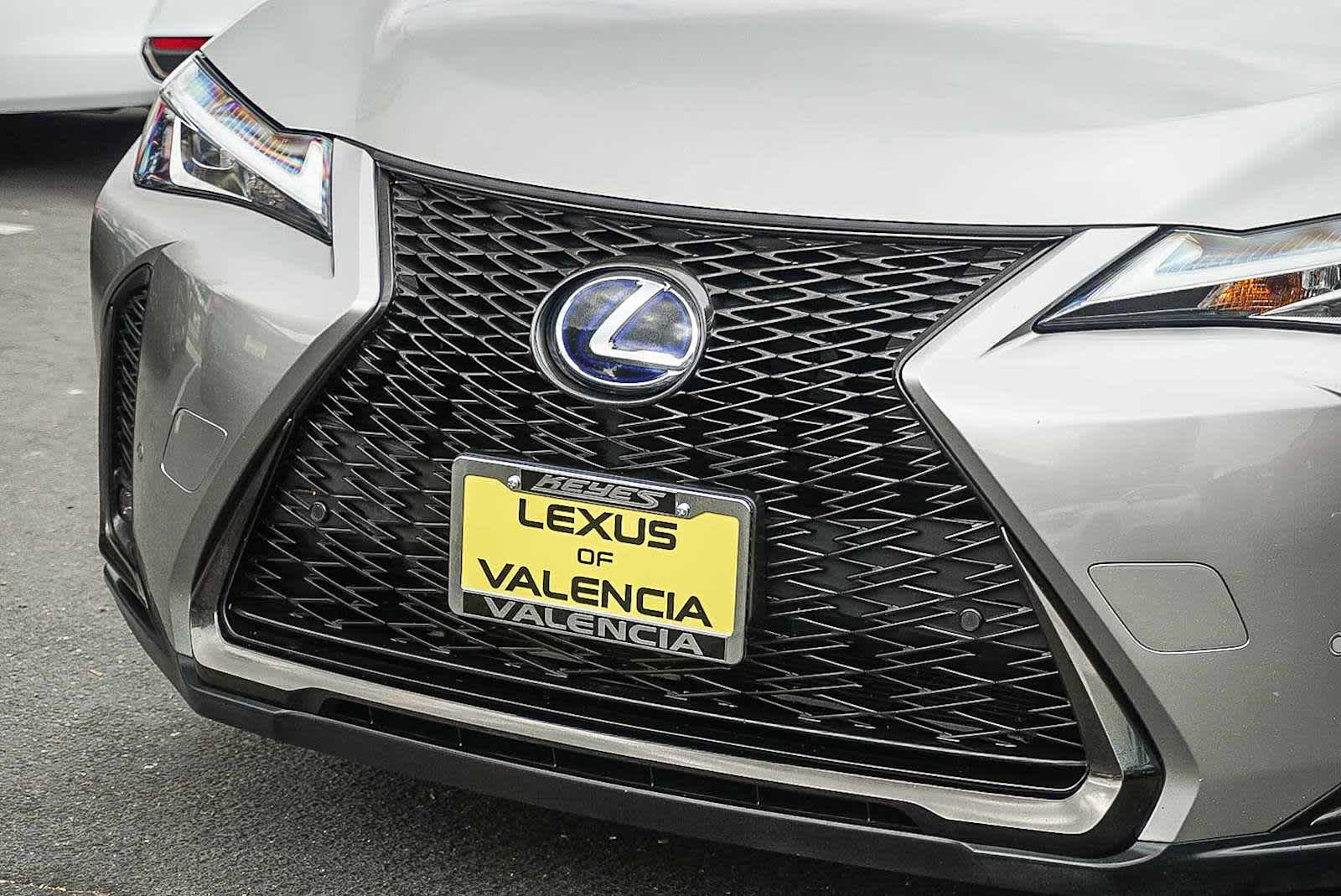 Thumbnail: 2020 Lexus UX - 6