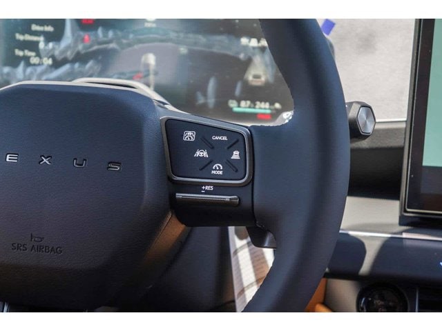 2026 Lexus ES BEV 350e Premium - Photo 17