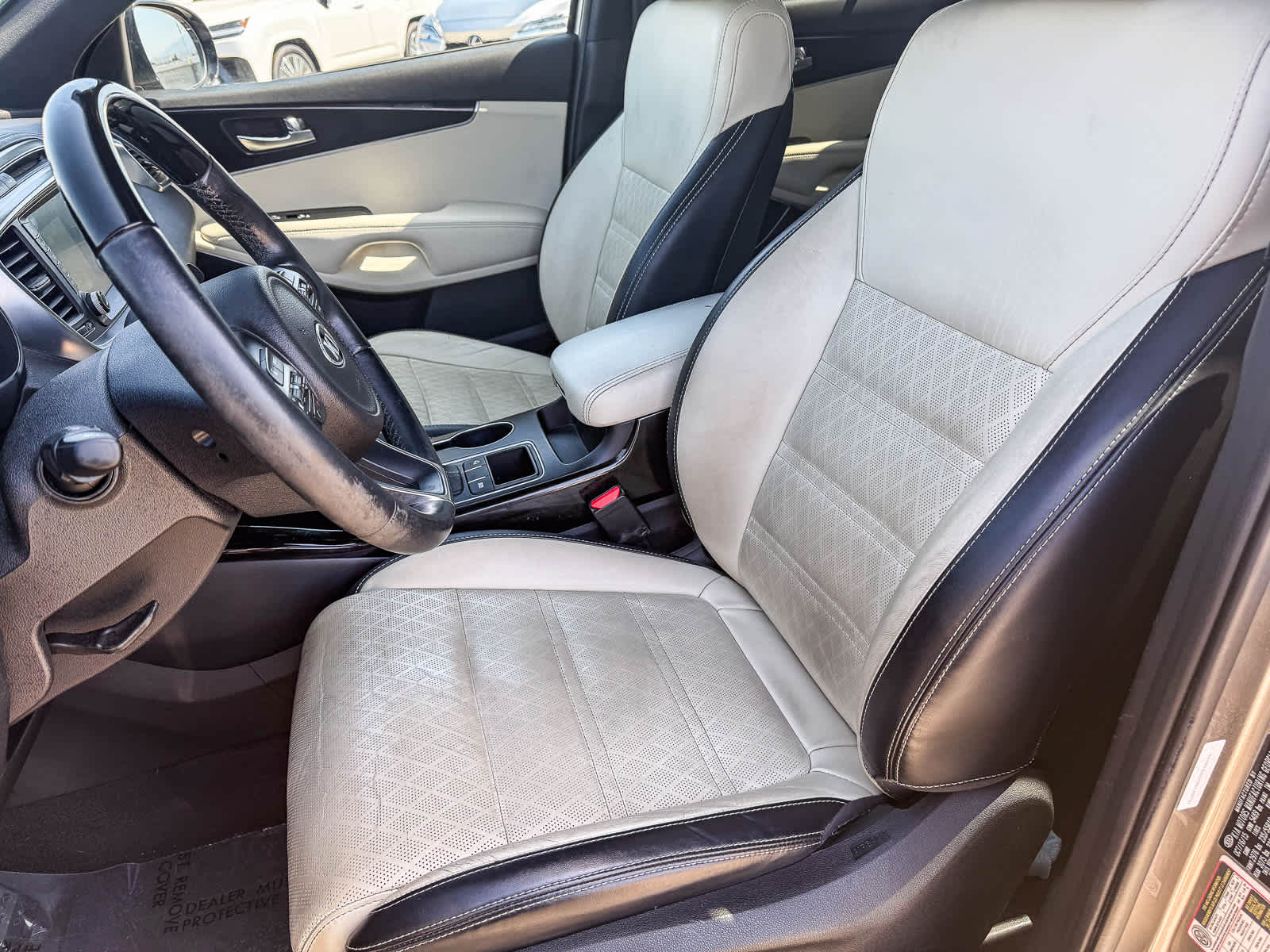 Thumbnail: 2016 Kia Sorento - 19