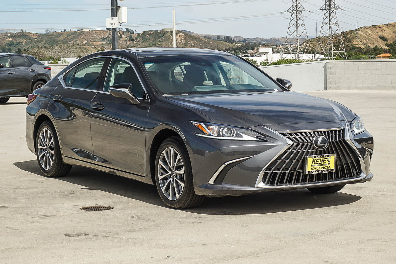 2025 LEXUS ES 350 Base photo 4