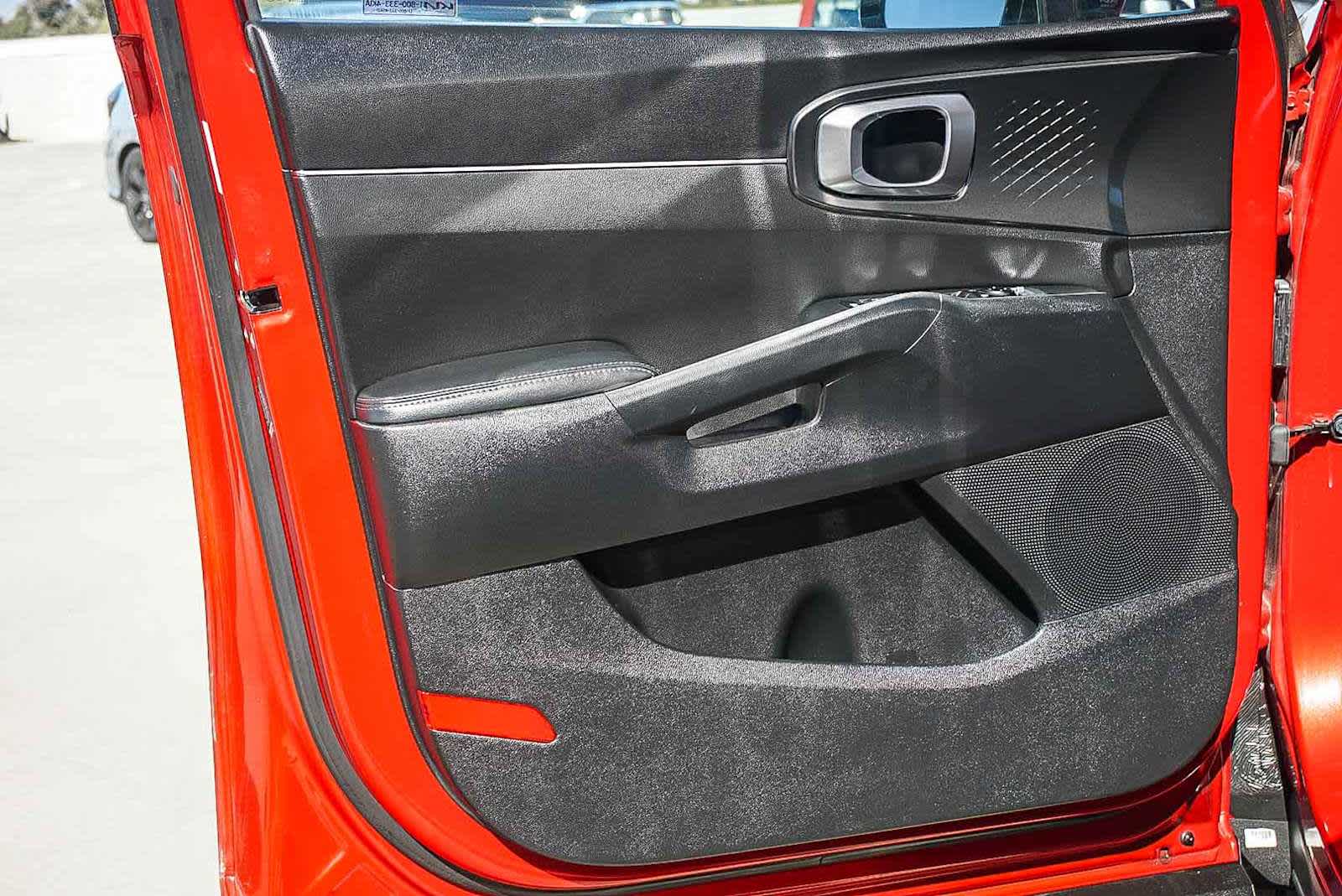 Thumbnail: 2023 Kia Sorento - 23