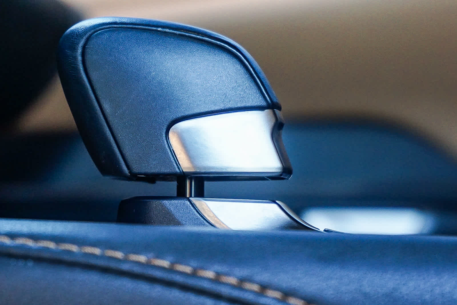 Thumbnail: 2023 Lexus RX - 23