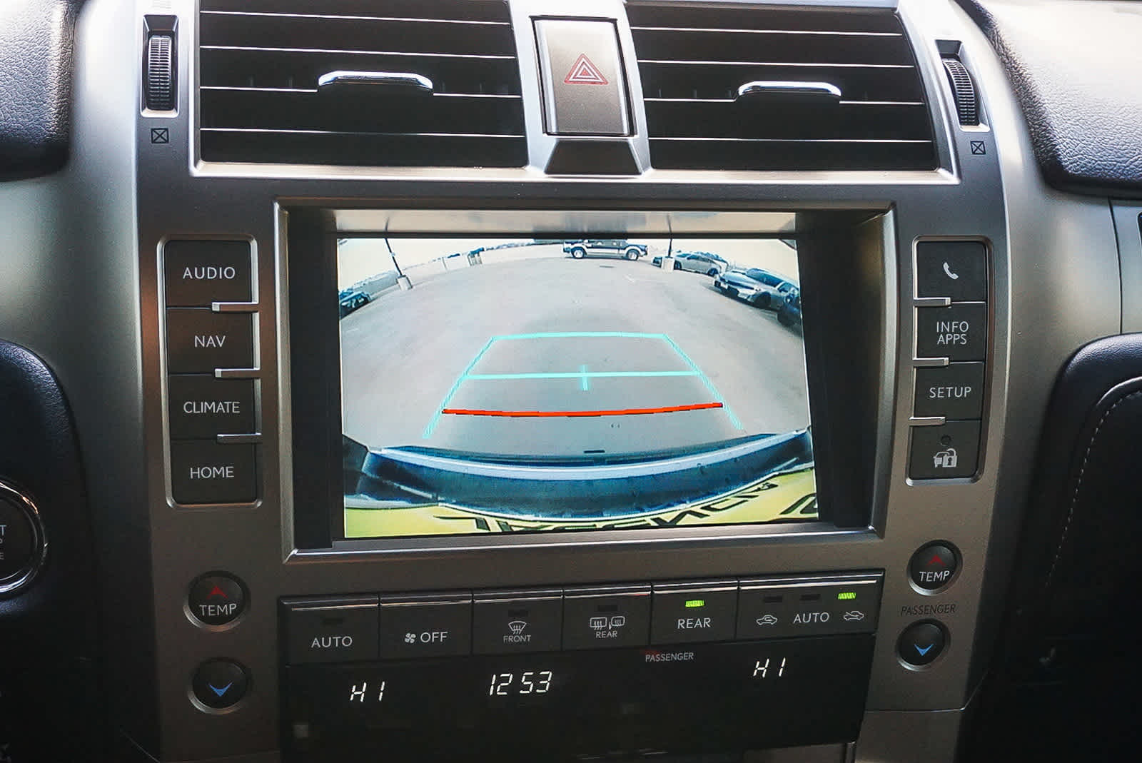 Thumbnail: 2020 Lexus GX - 25