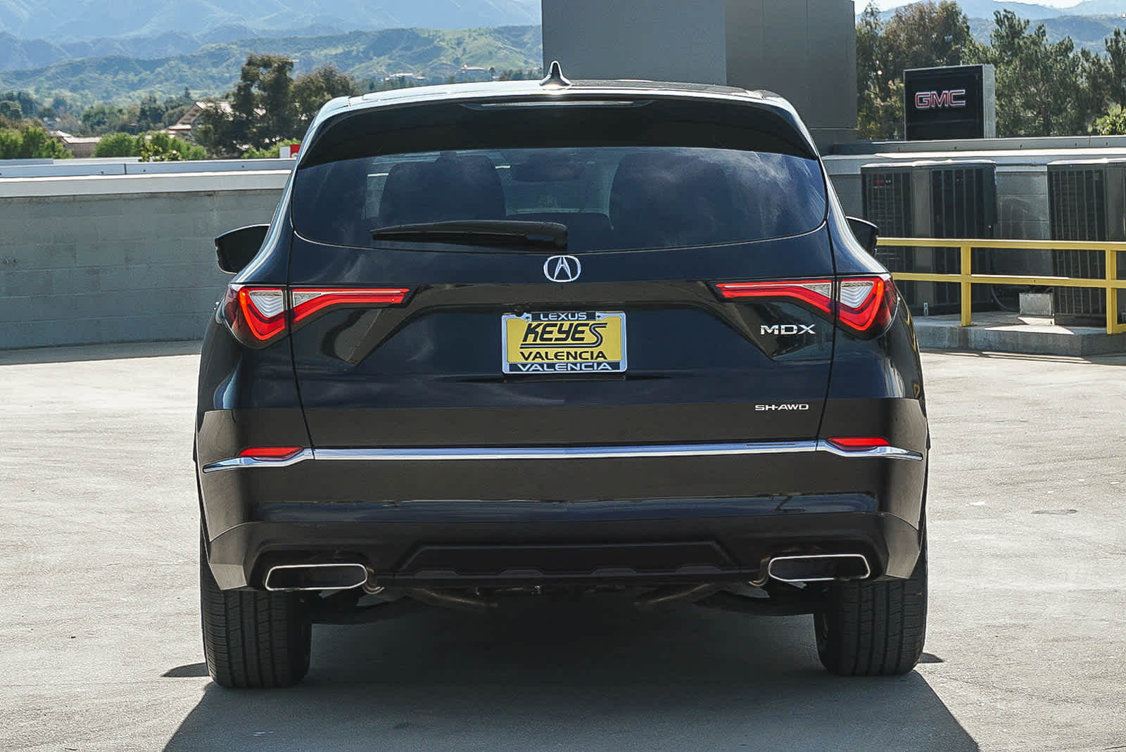 Thumbnail: 2023 Acura MDX - 3