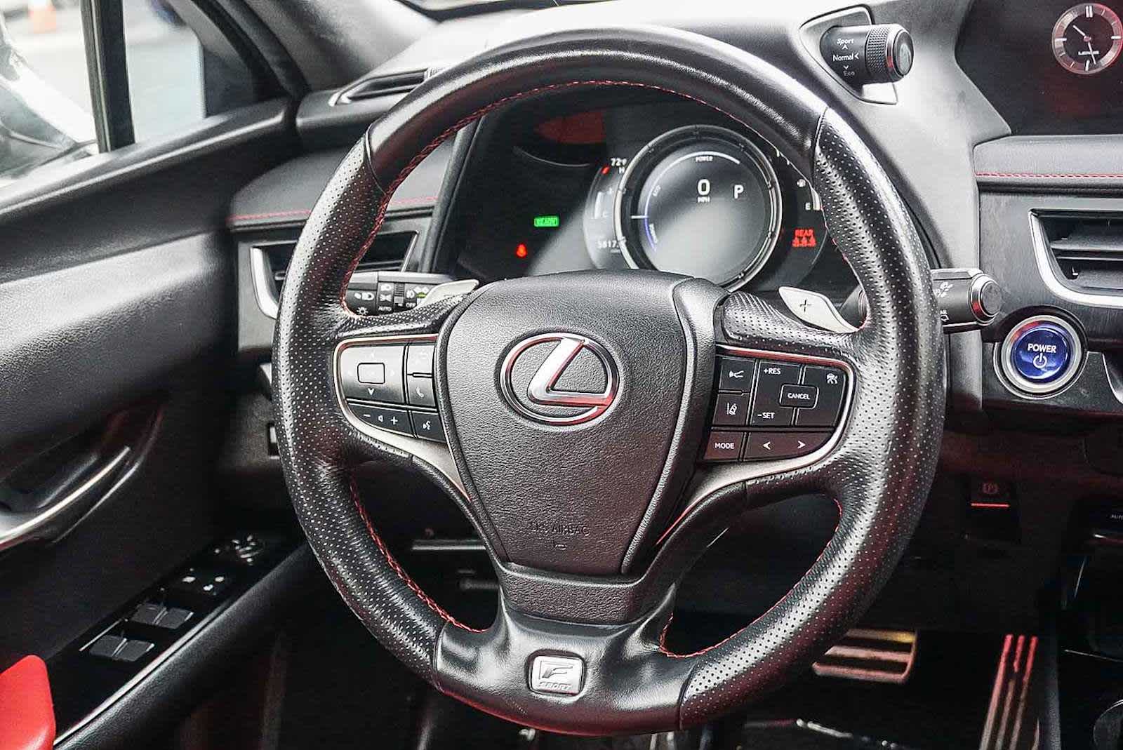 Thumbnail: 2020 Lexus UX - 14