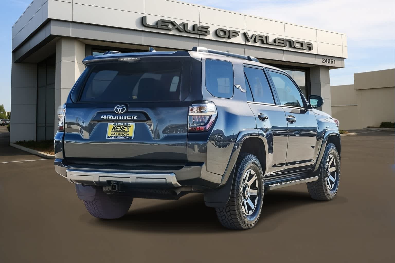 Thumbnail: 2022 Toyota 4Runner - 6