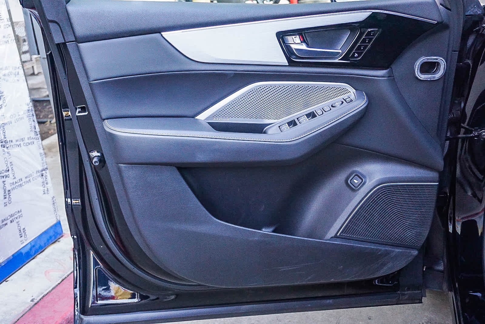 Thumbnail: 2023 Acura MDX - 24