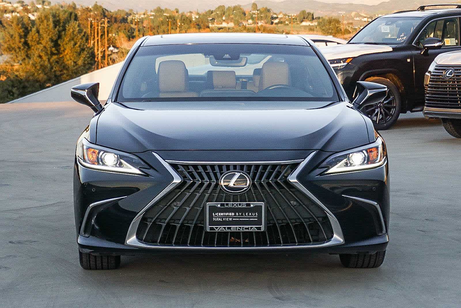Thumbnail: 2025 Lexus ES - 10