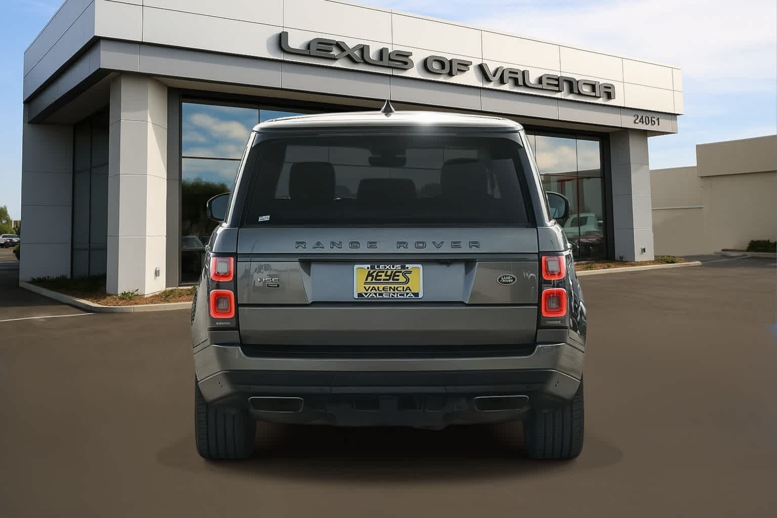 Thumbnail: 2022 Land Rover Range Rover - 5