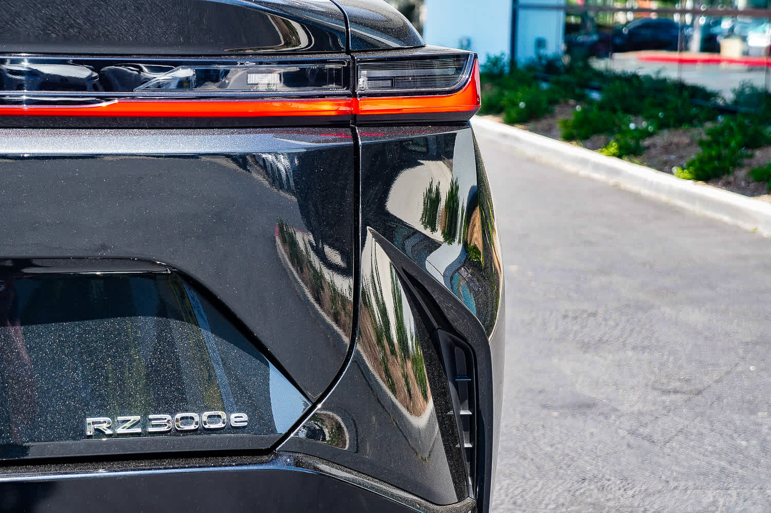 2024 Lexus RZ 300e 11