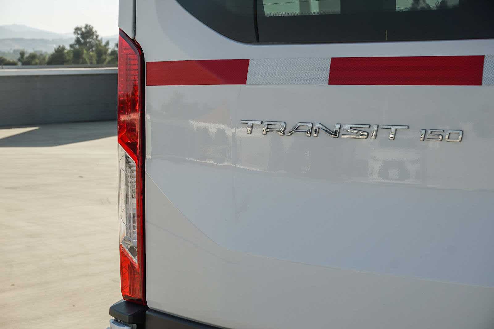 Thumbnail: 2018 Ford Transit Series - 9