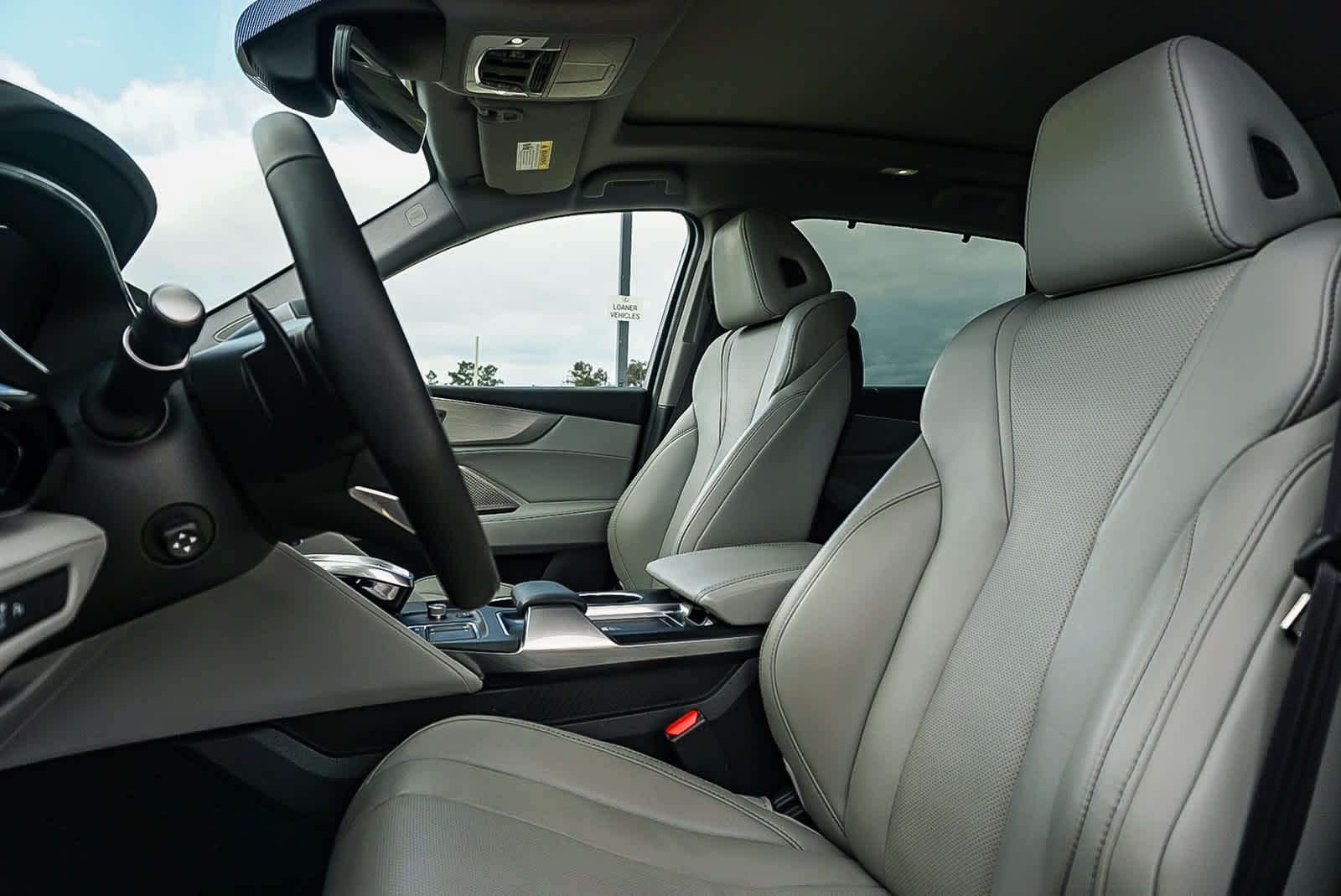 Thumbnail: 2023 Acura MDX - 18