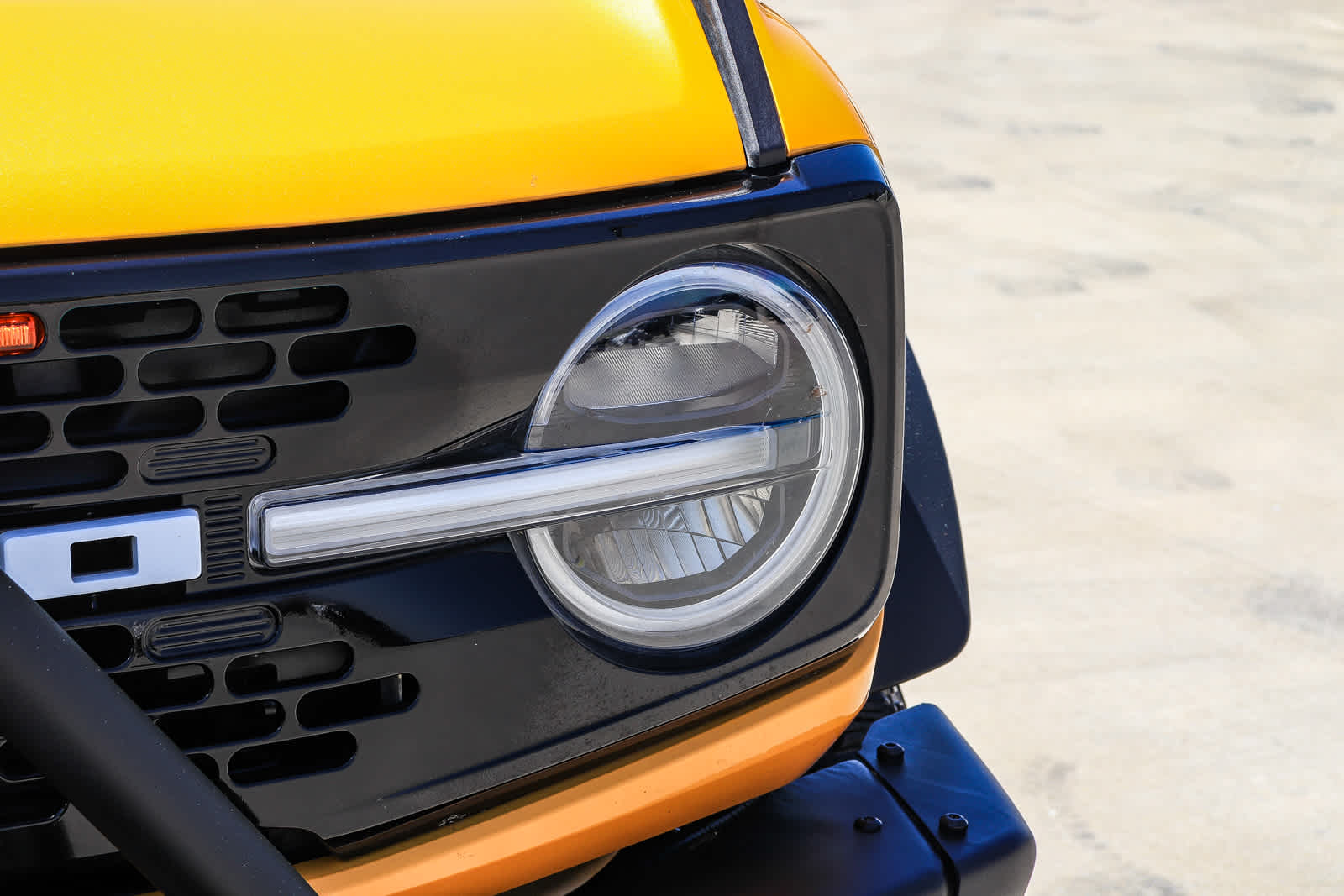 Thumbnail: 2021 Ford Bronco - 5