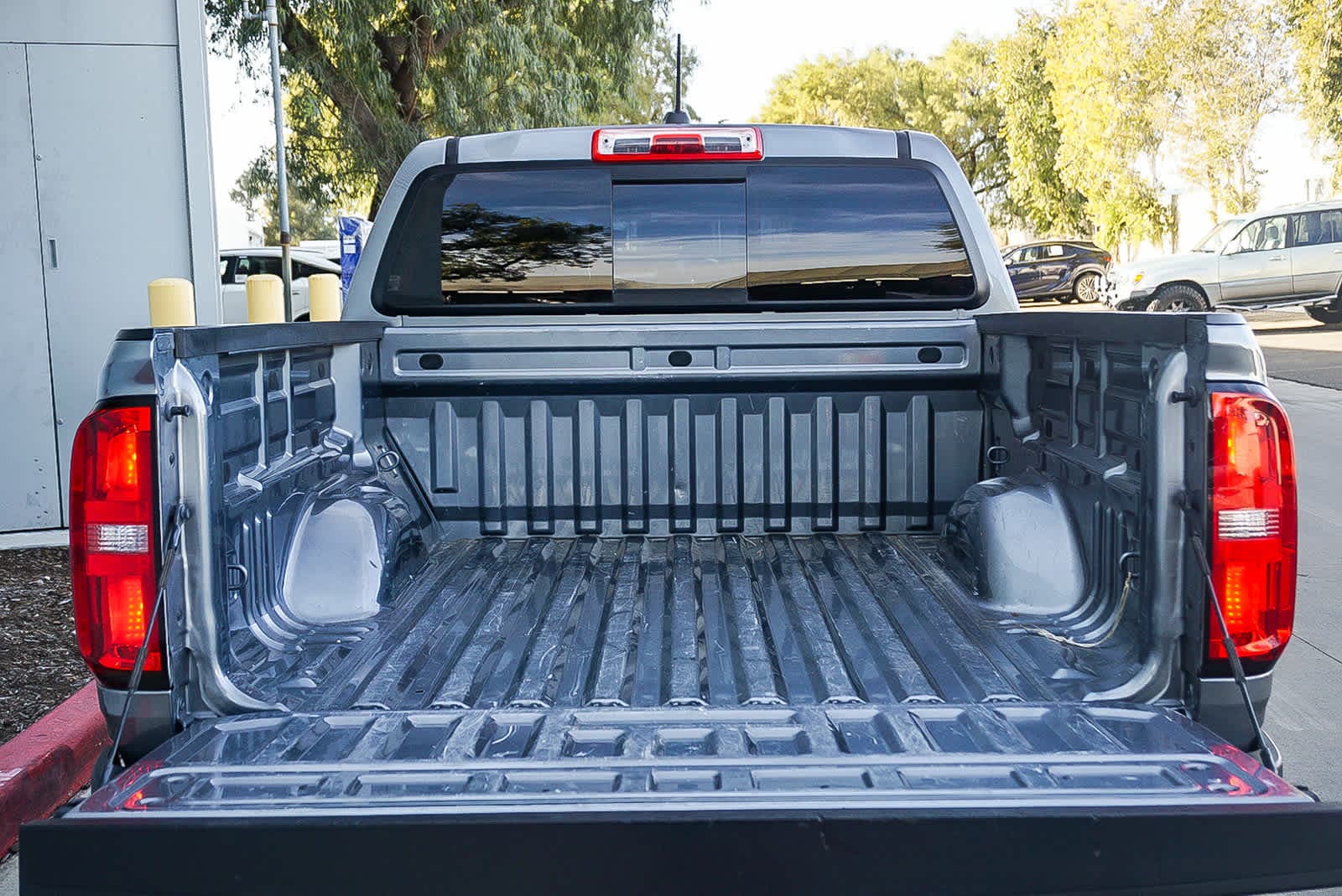 Thumbnail: 2020 Chevrolet Colorado - 29