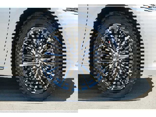 Thumbnail: 2025 Lexus ES - 9