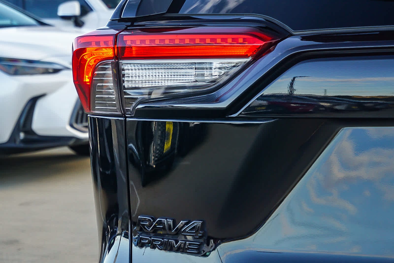 Thumbnail: 2024 Toyota RAV4 - 11