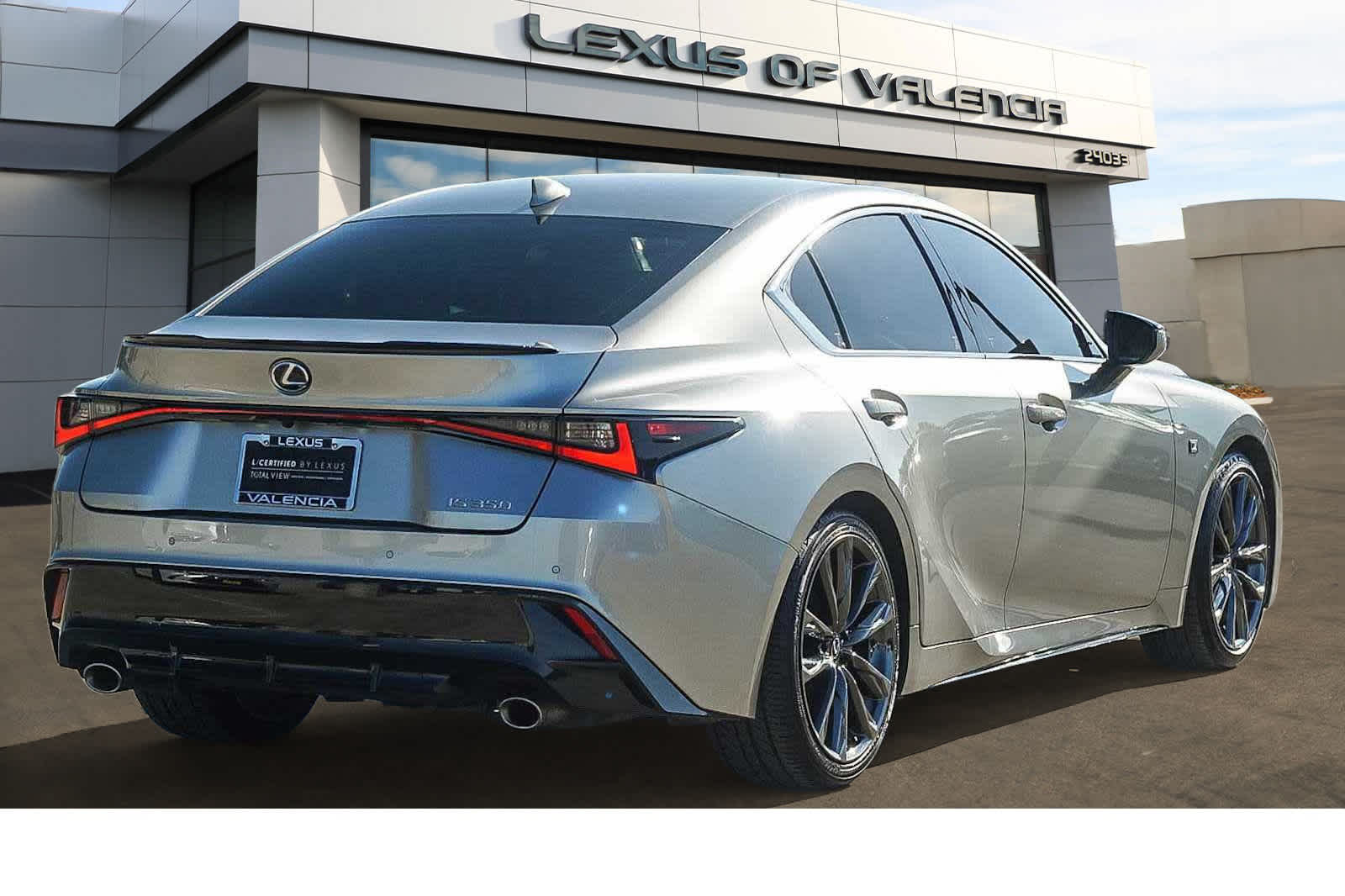 2023 Lexus IS F SPORT photo 3