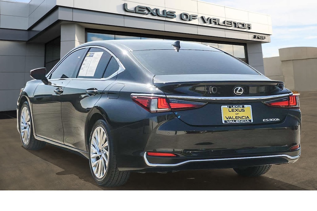 Used 2023 Lexus ES 300h Luxury Sedan