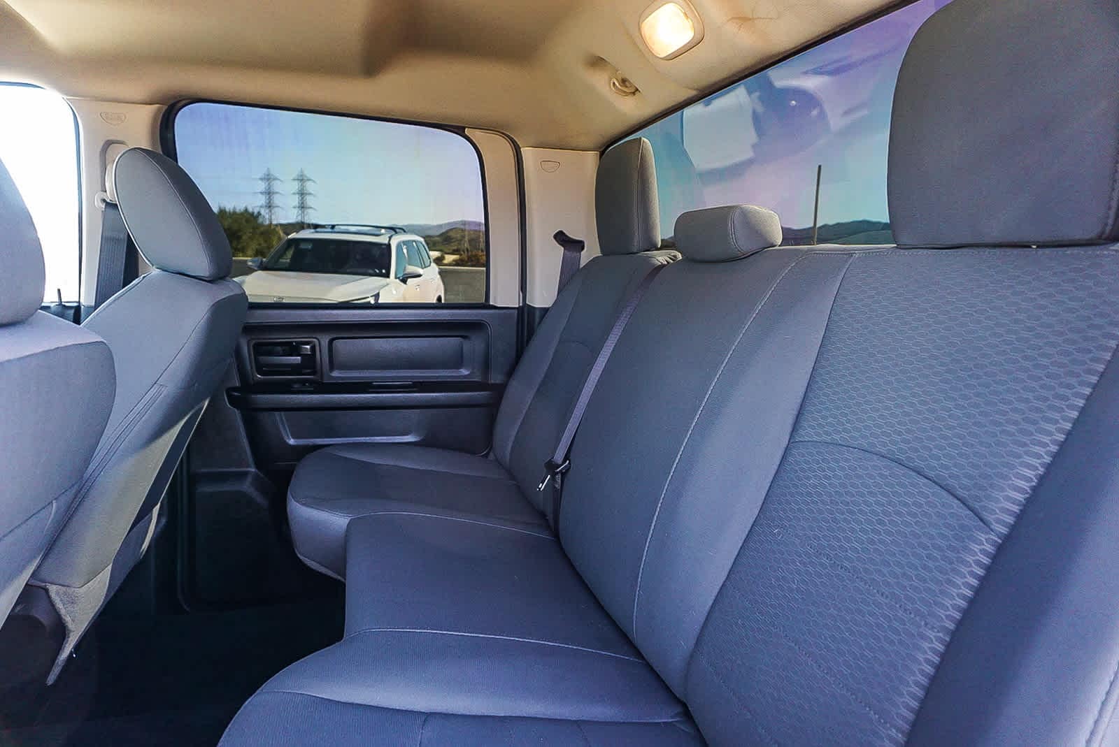 Thumbnail: 2019 RAM 1500 Classic - 19