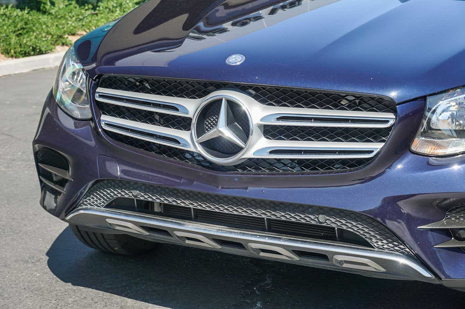Thumbnail: 2016 Mercedes-Benz GLC - 8
