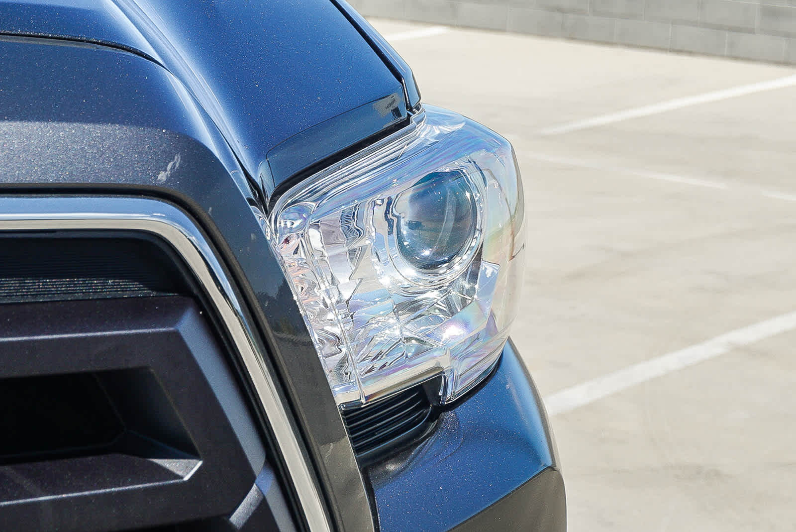 2023 Toyota Tacoma SR5 V6 photo 6