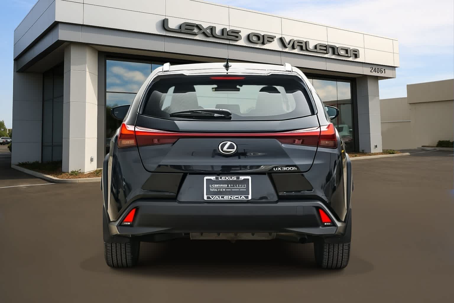 Thumbnail: 2025 Lexus UX - 3